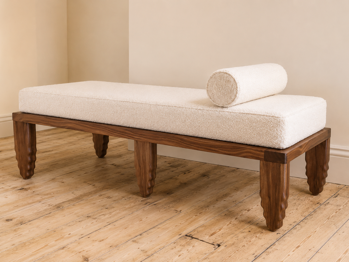 Shark Daybed in Walnut