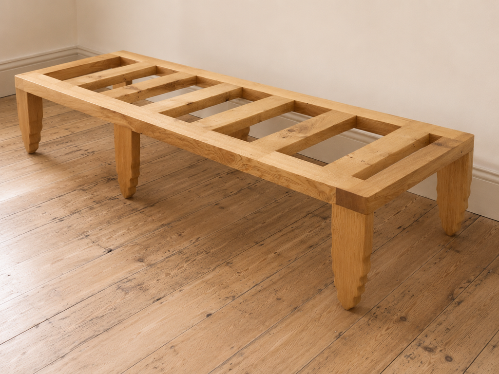Shark Daybed in Oak